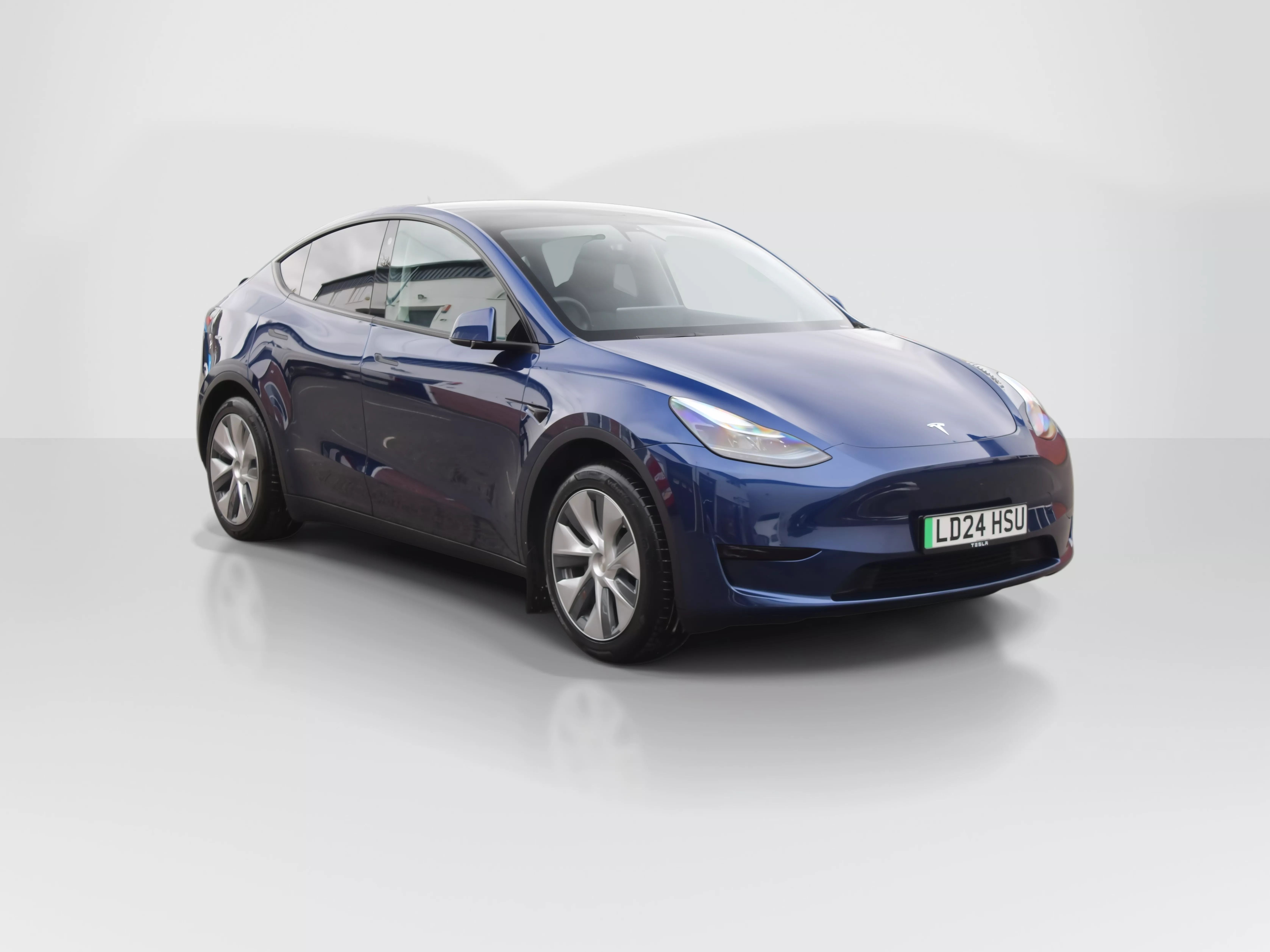 2024 Model Y RWD (Enhanced Autopilot)