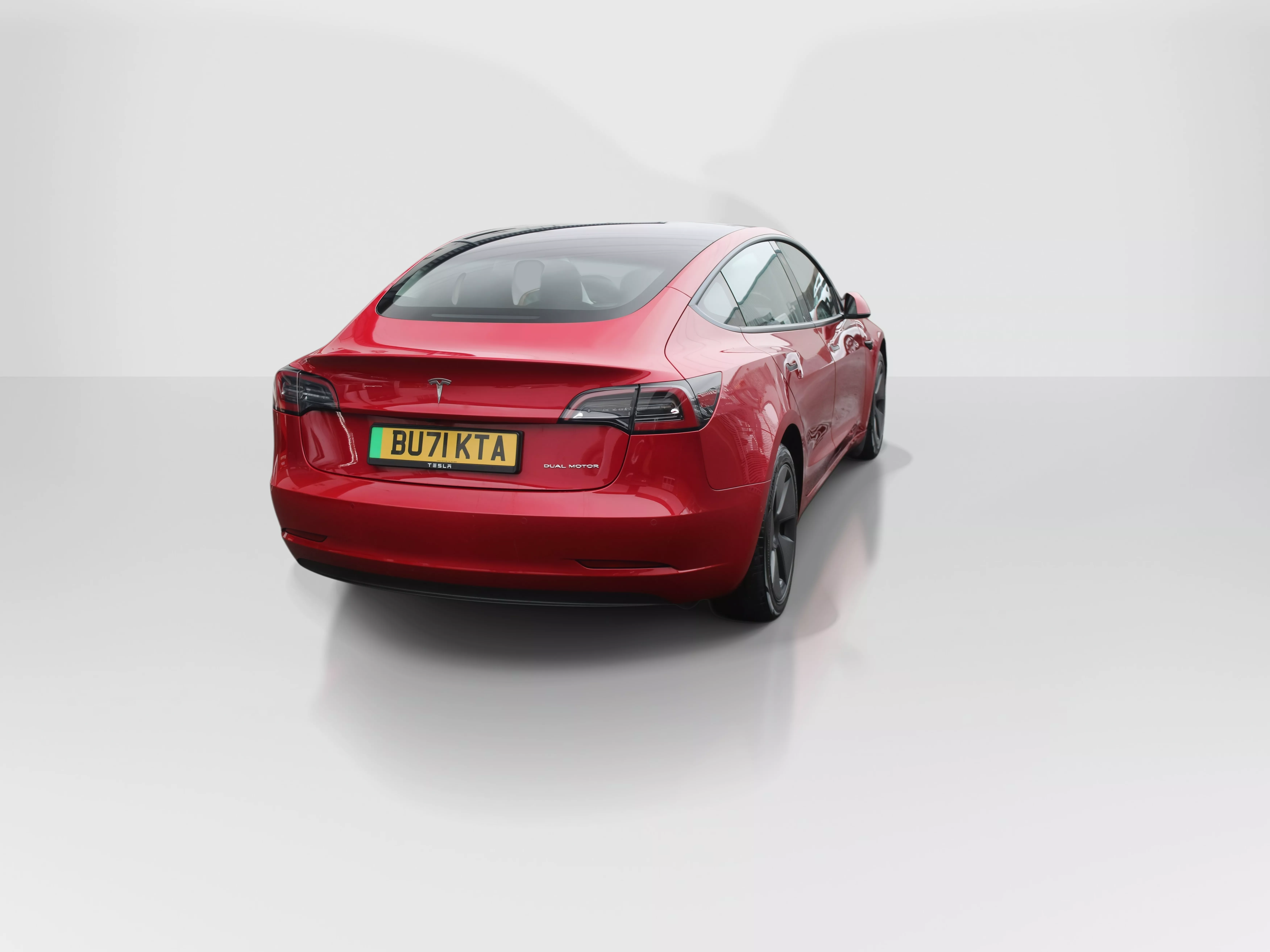 MODEL 3 LONG RANGE AWD