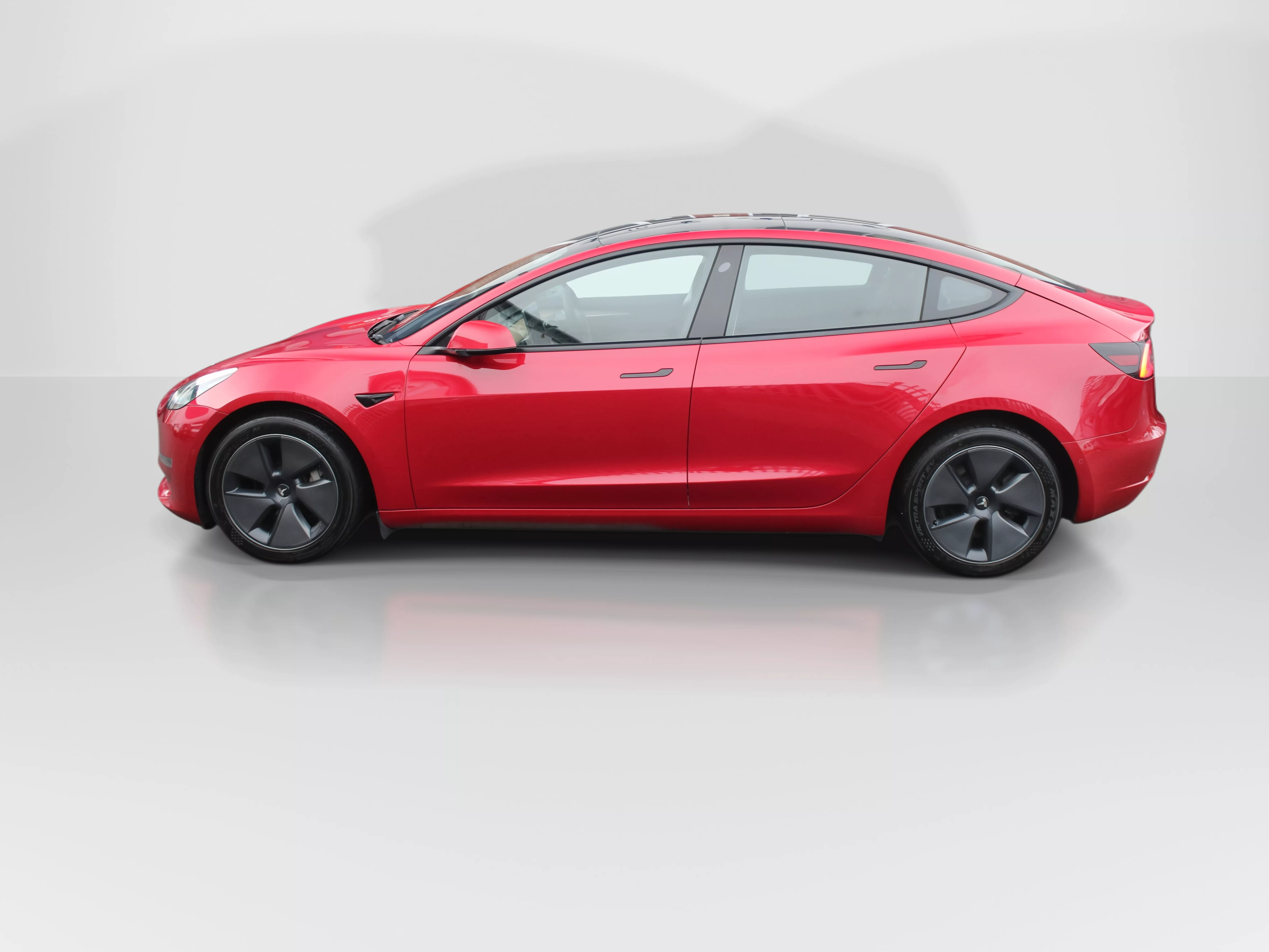MODEL 3 LONG RANGE AWD