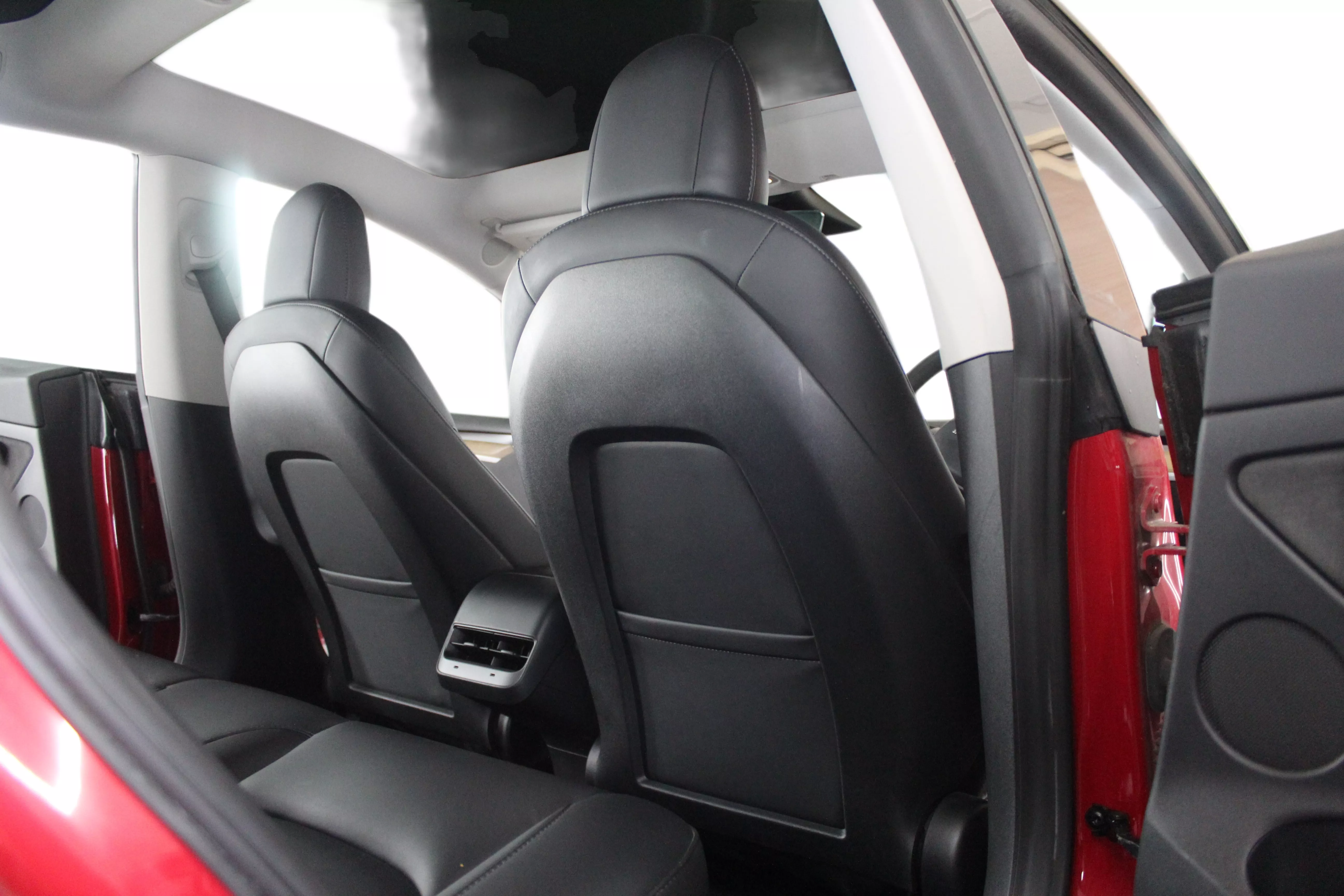 MODEL 3 LONG RANGE AWD