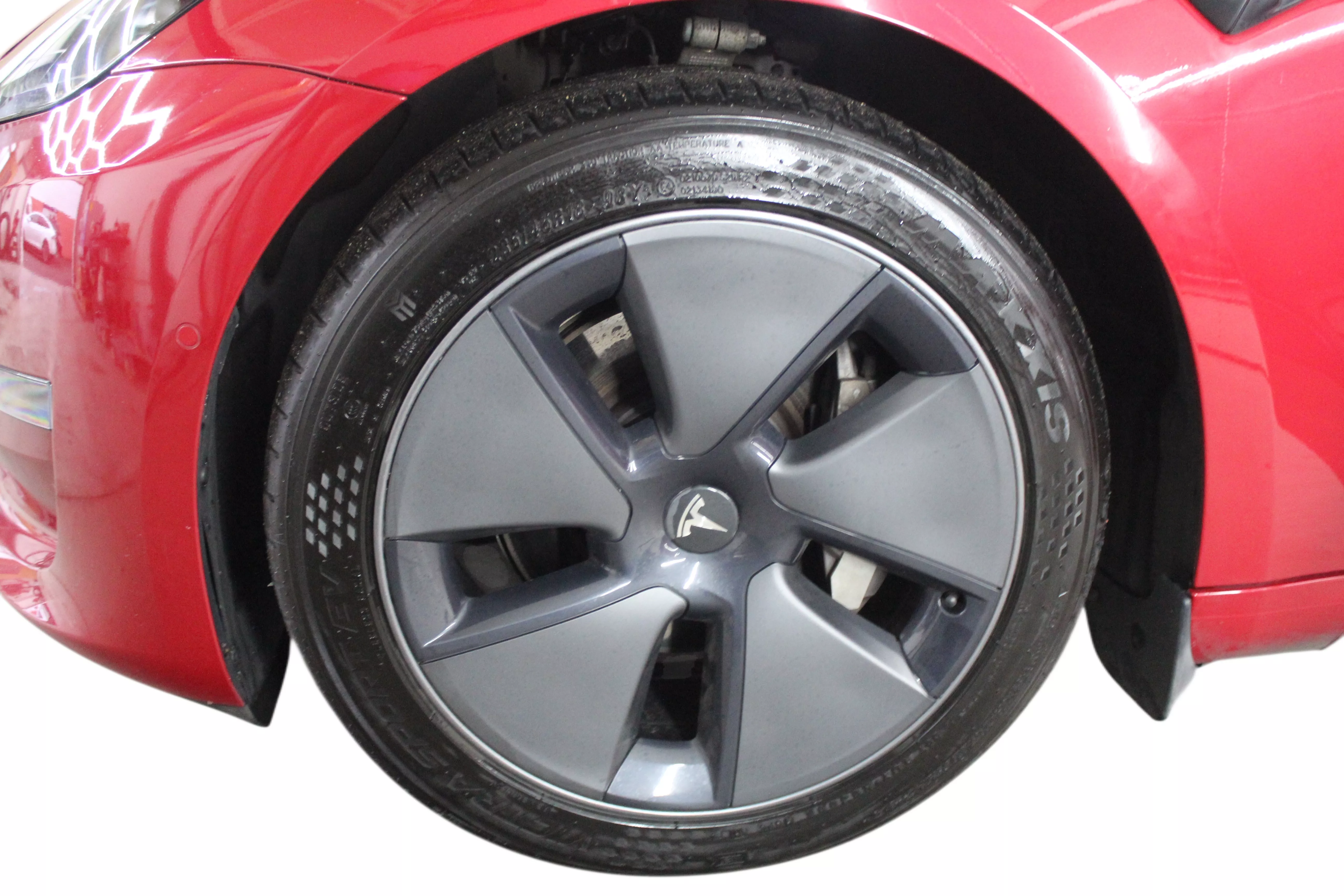 MODEL 3 LONG RANGE AWD